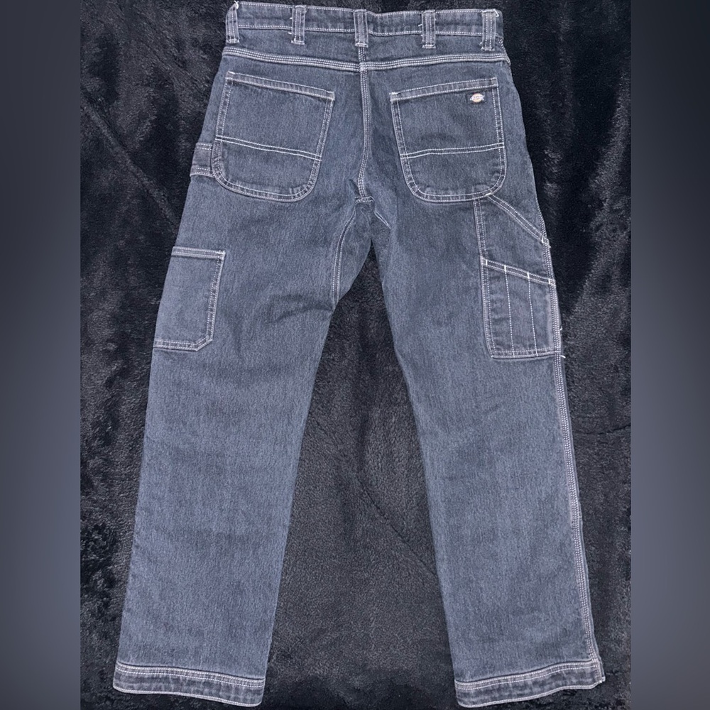 -Dickies Flex Relaxed Carpenter Double-Knee
-Size 30-30